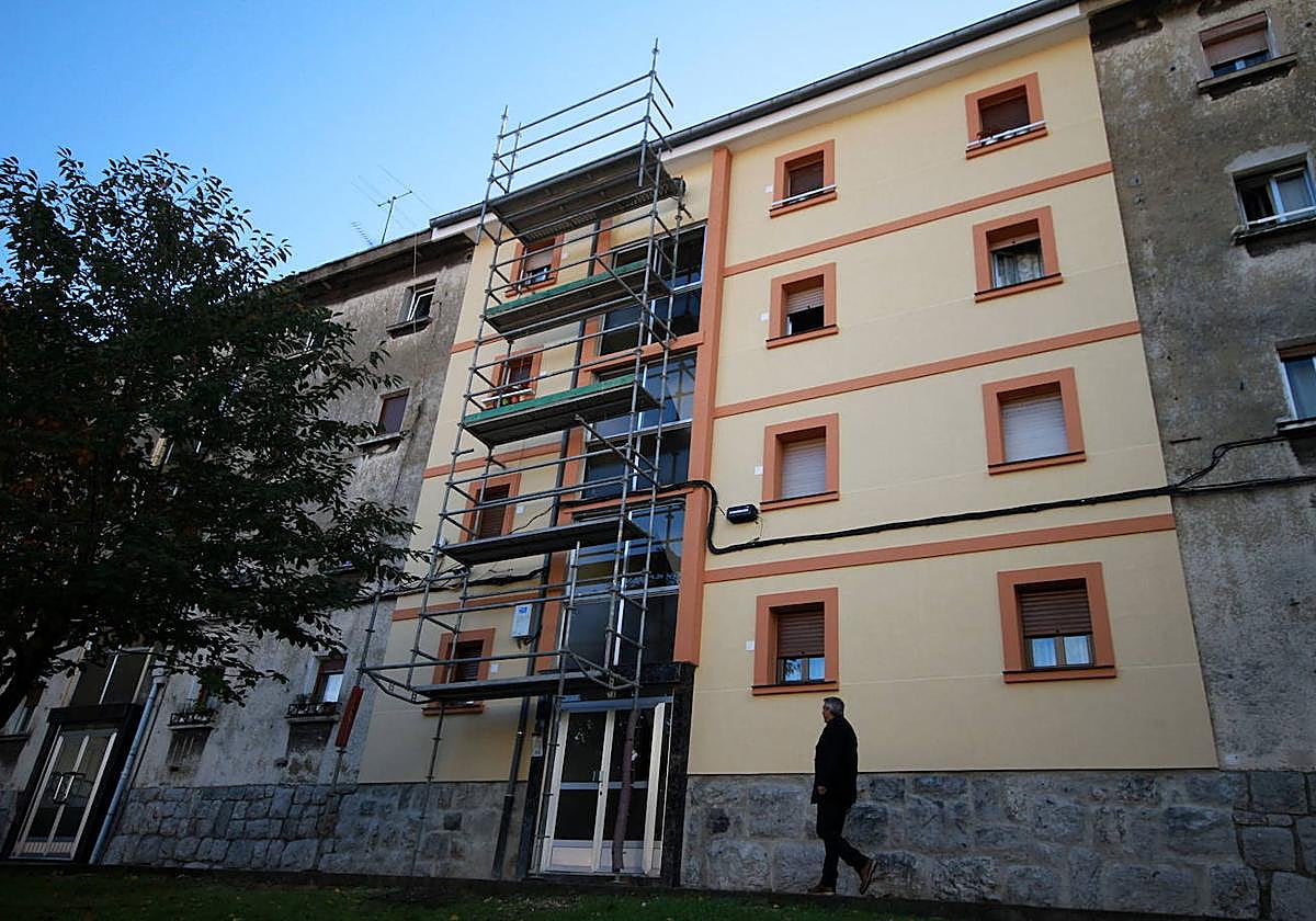 Obras de rehabilitación de edificios en Zorroza