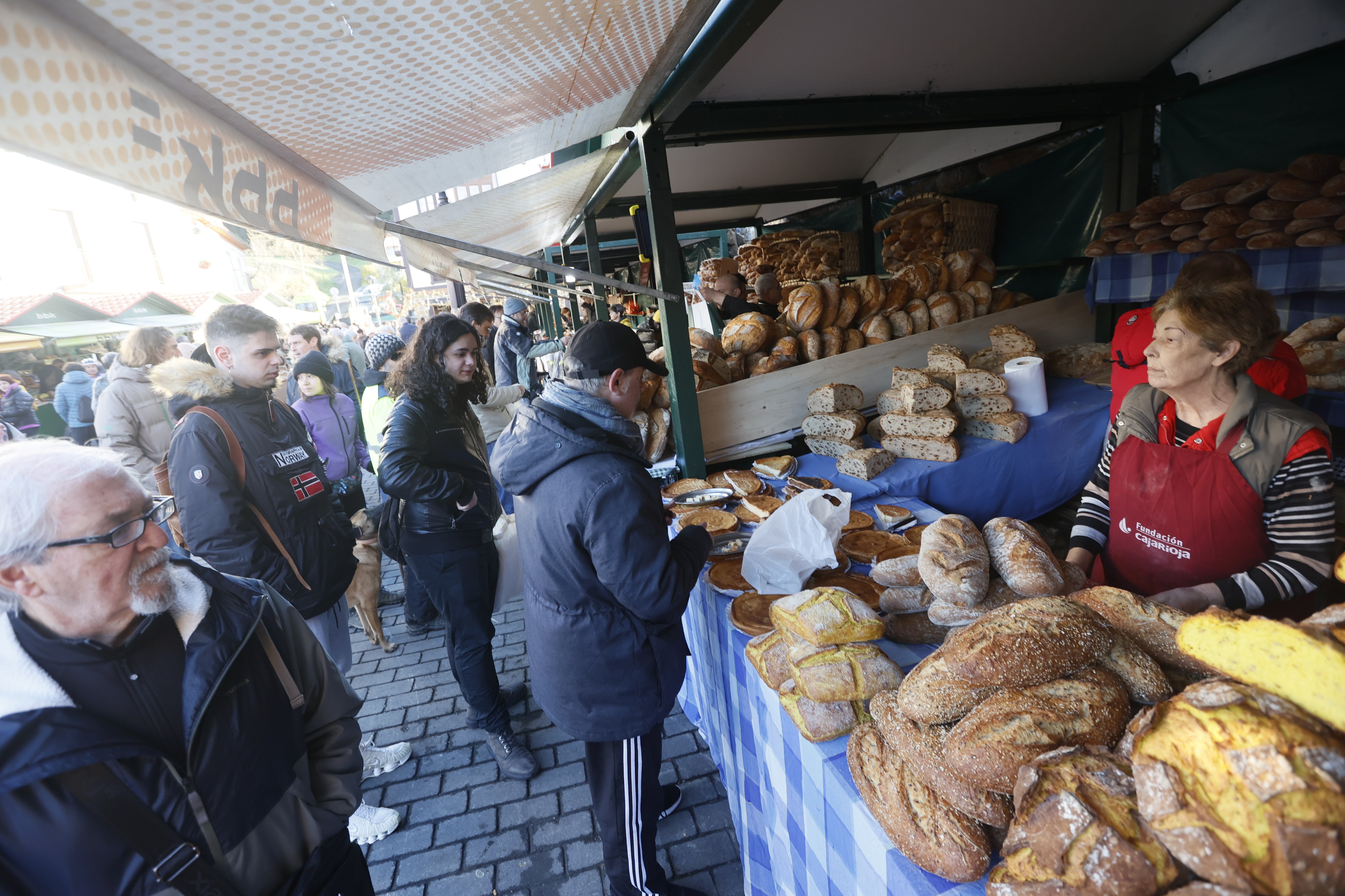 Los mejores panes de Bizkaia se dan cita un año más por Nochebuena en Galdames