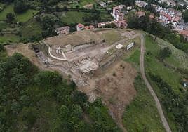 Vista aérea de la zona del cerro del castillo de Balmaseda.