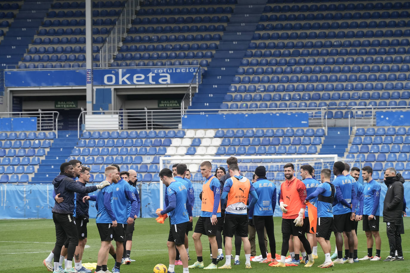 Las mejores fotos del entrenamiento a puerta abierta del Alavés