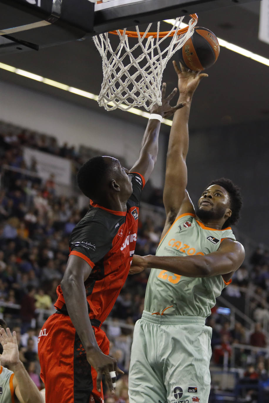 Fotos: Las fotos del Granada - Baskonia