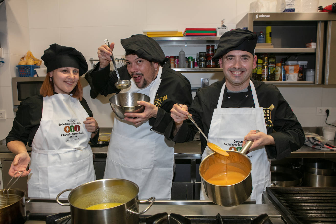 Fotos: Así fue la cena en la Sociedad Gastronómica Burduntzi