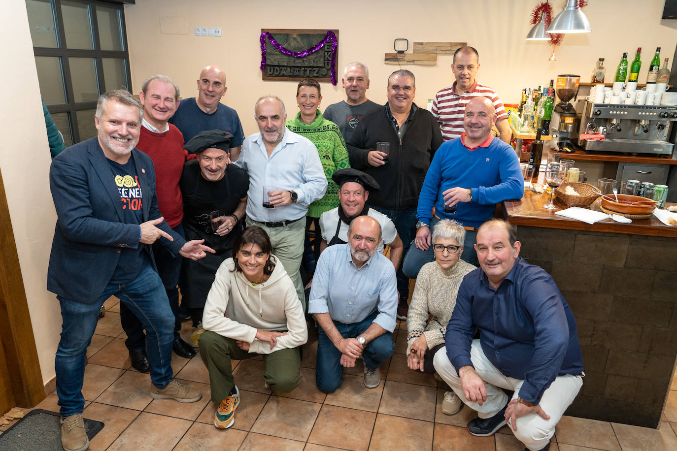 Fotos: Así fue la cena en la Sociedad Gastronómica Udalaitz-Leku