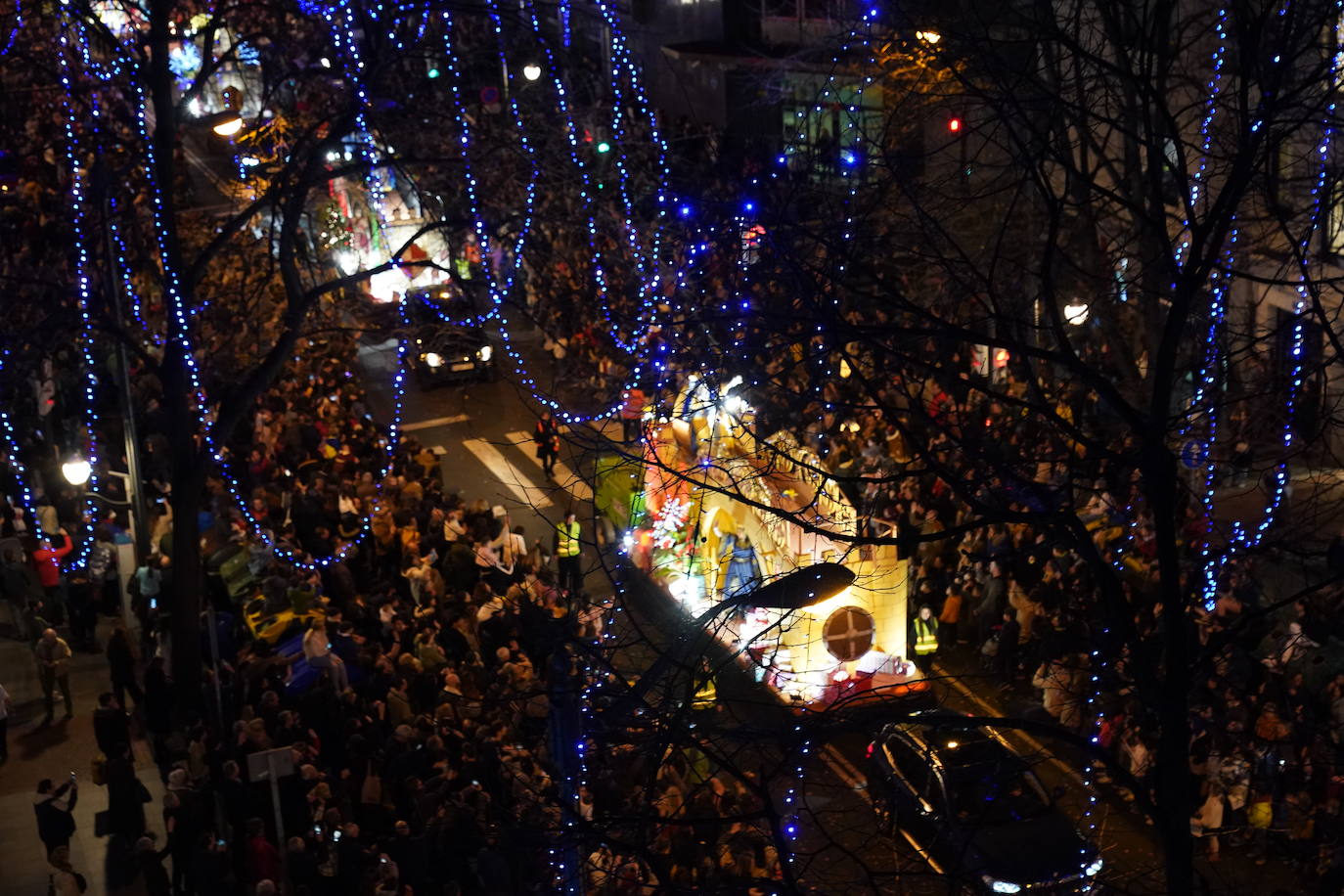 Fotos: Cabalgata de los Reyes Magos en Bilbao