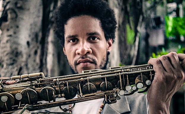 El saxofonista cubano Ariel Brínguez.