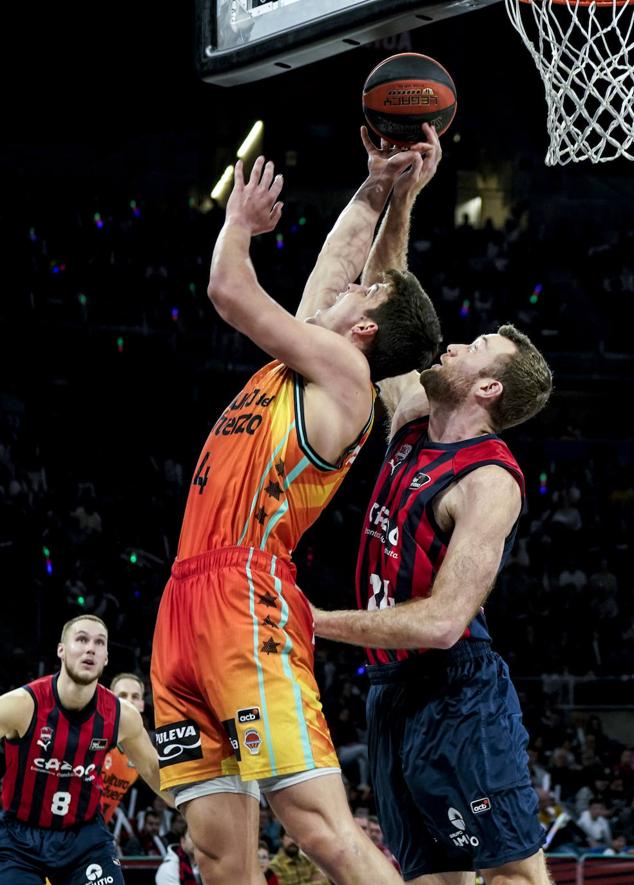 Fotos: Las mejores imágenes del Baskonia-Valencia
