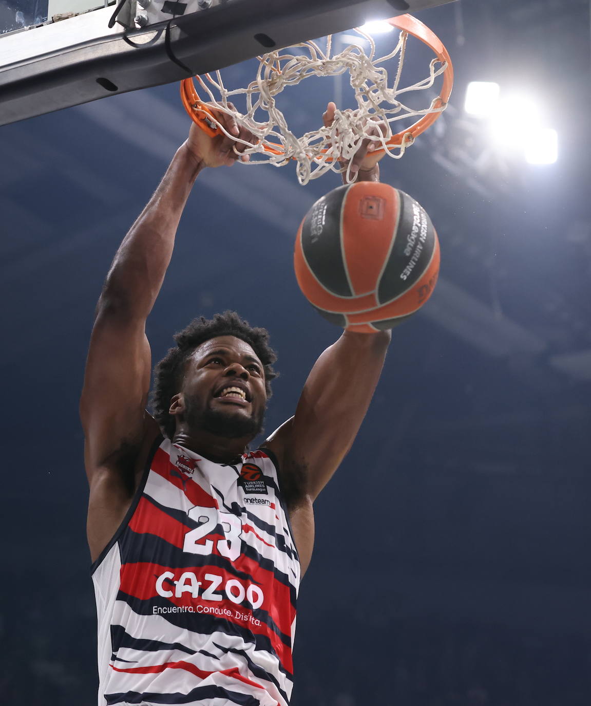 Fotos: Las fotos del Partizan - Baskonia