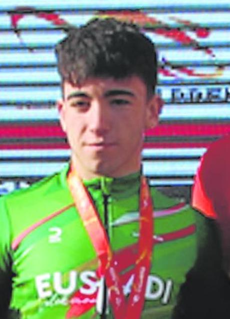 Imagen - Muñoz con su plata.  rfec.