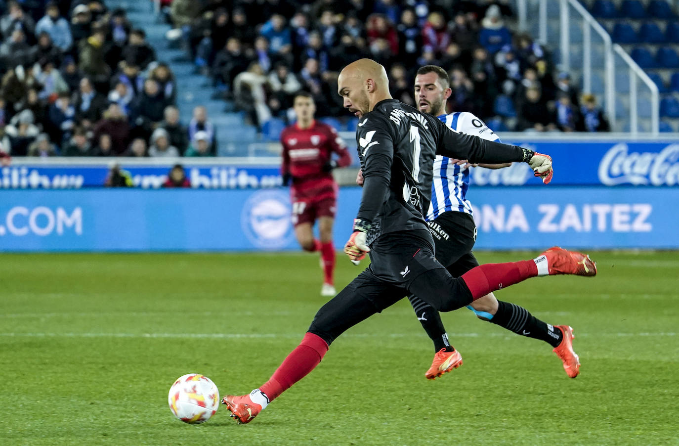 Fotos: Las imágenes del Alavés- Sevilla