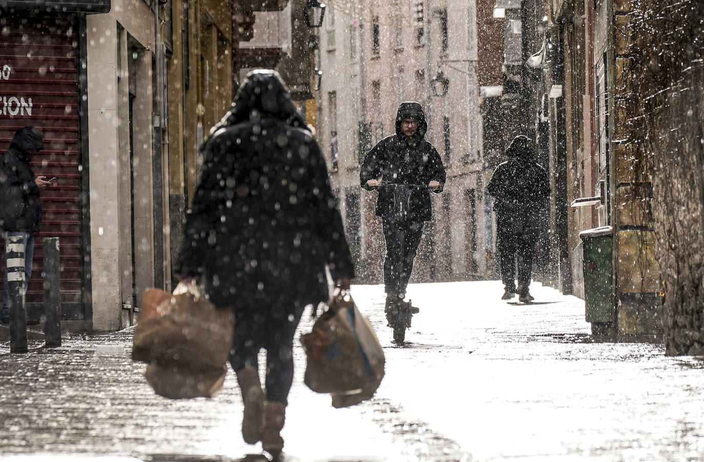 Fotos: Imágenes de la nieve en Álava