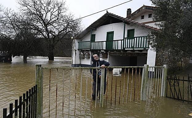 «Mi caserío es una isla, para mí estar rodeado de agua se ha vuelto normal»