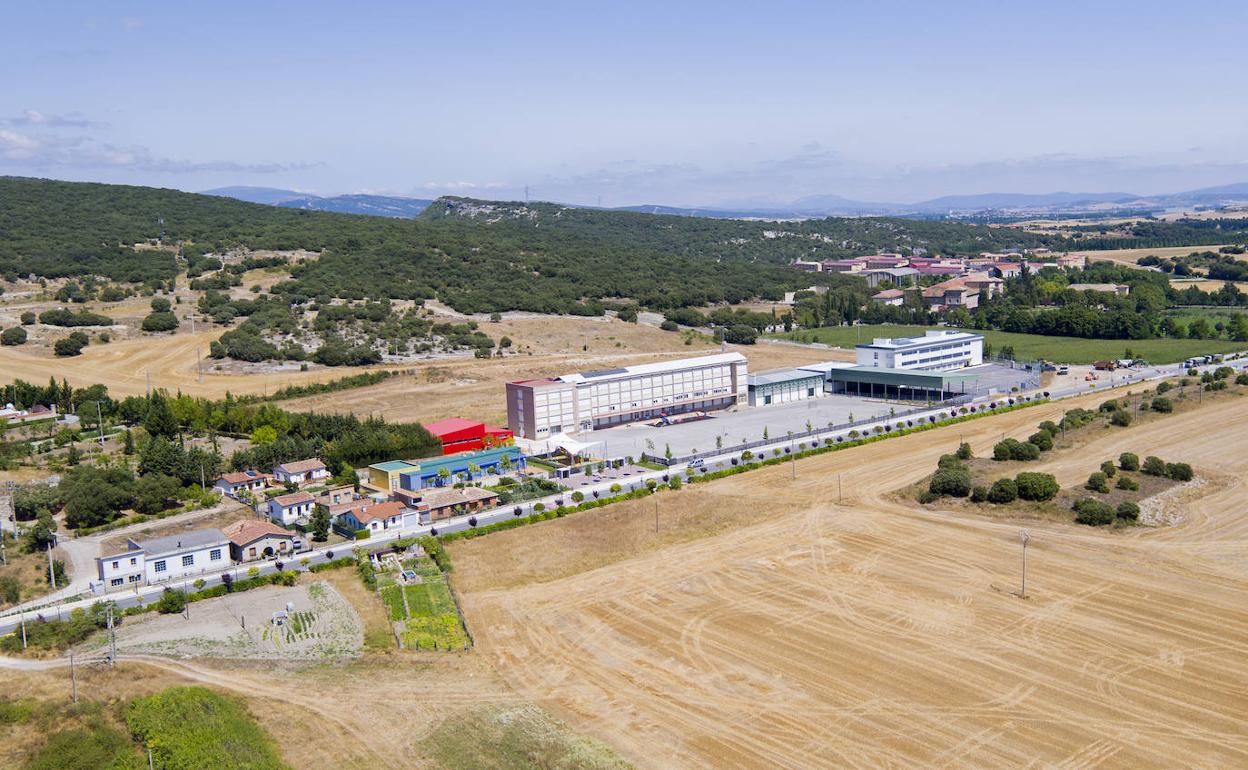 El pleno de Iruña de Oca ha acordado un cambio de gestión en el centro deportivo Arrate. 