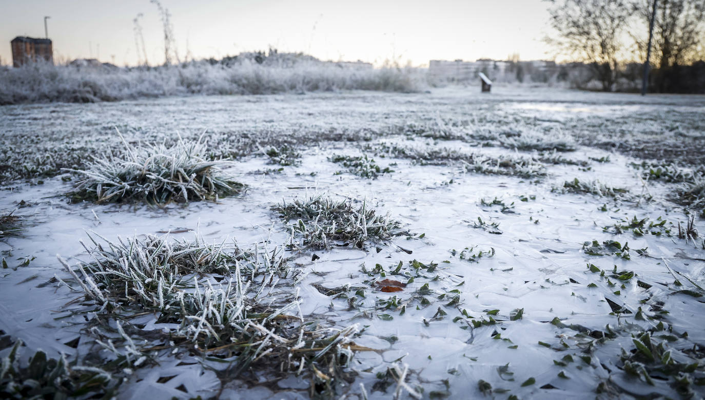 Fotos: Álava se congela con heladas y mínimas de hasta 8,6 grados bajo cero