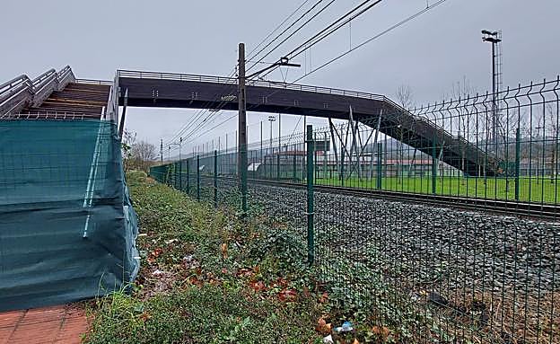 El ataque de los xilófagos a las vigas centrales obligó al cierre del puente «por seguridad».
