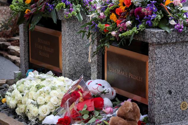 Fotos: El último adiós a Lisa Marie Presley: ya descansa junto a su padre en Graceland