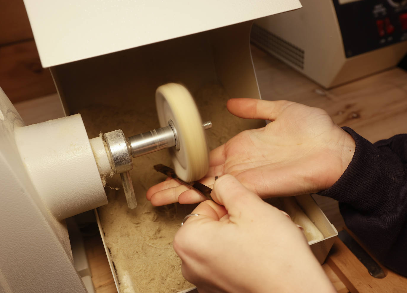 Fotos: Del Arriaga al Zubizuri: así son las gafas inspiradas en edificios e iconos de Bilbao