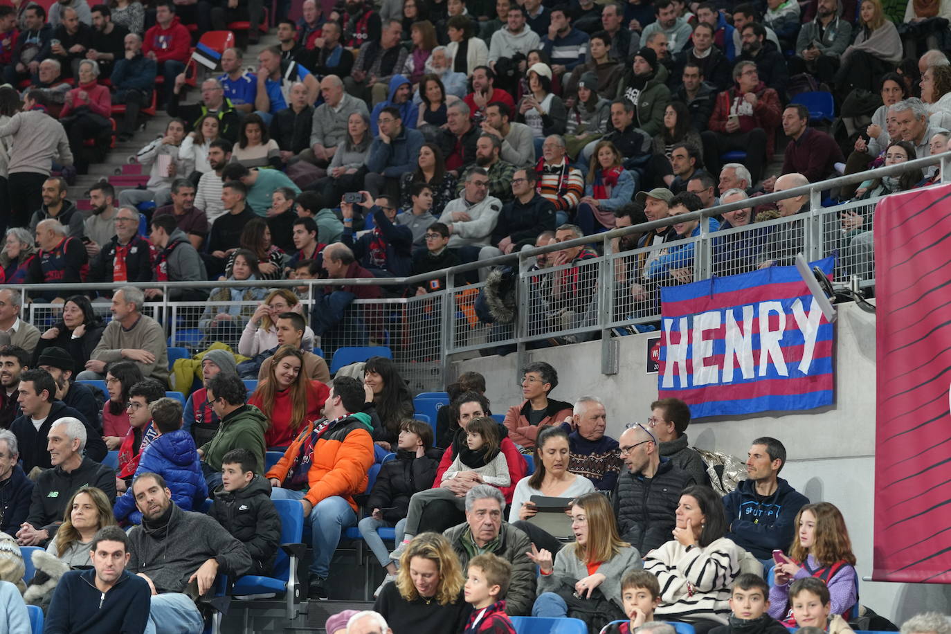 Fotos: Las mejores imágenes del Baskonia - Efes