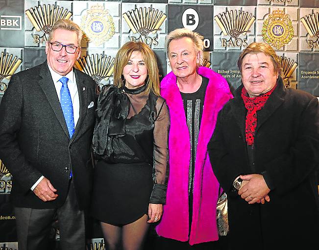 Marcelino Gorbeña, Maribel Salas, Joseba Solozabal e Iñaki Basabe.