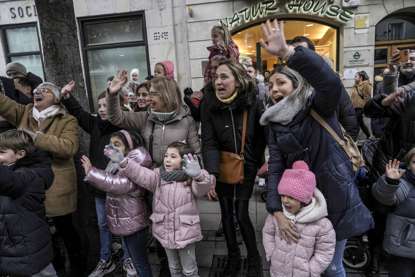 La llegada de los Reyes Magos a Vitoria, en imágenes