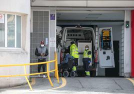 Entrada de Urgencias del Hospital Santiago de Vitoria.