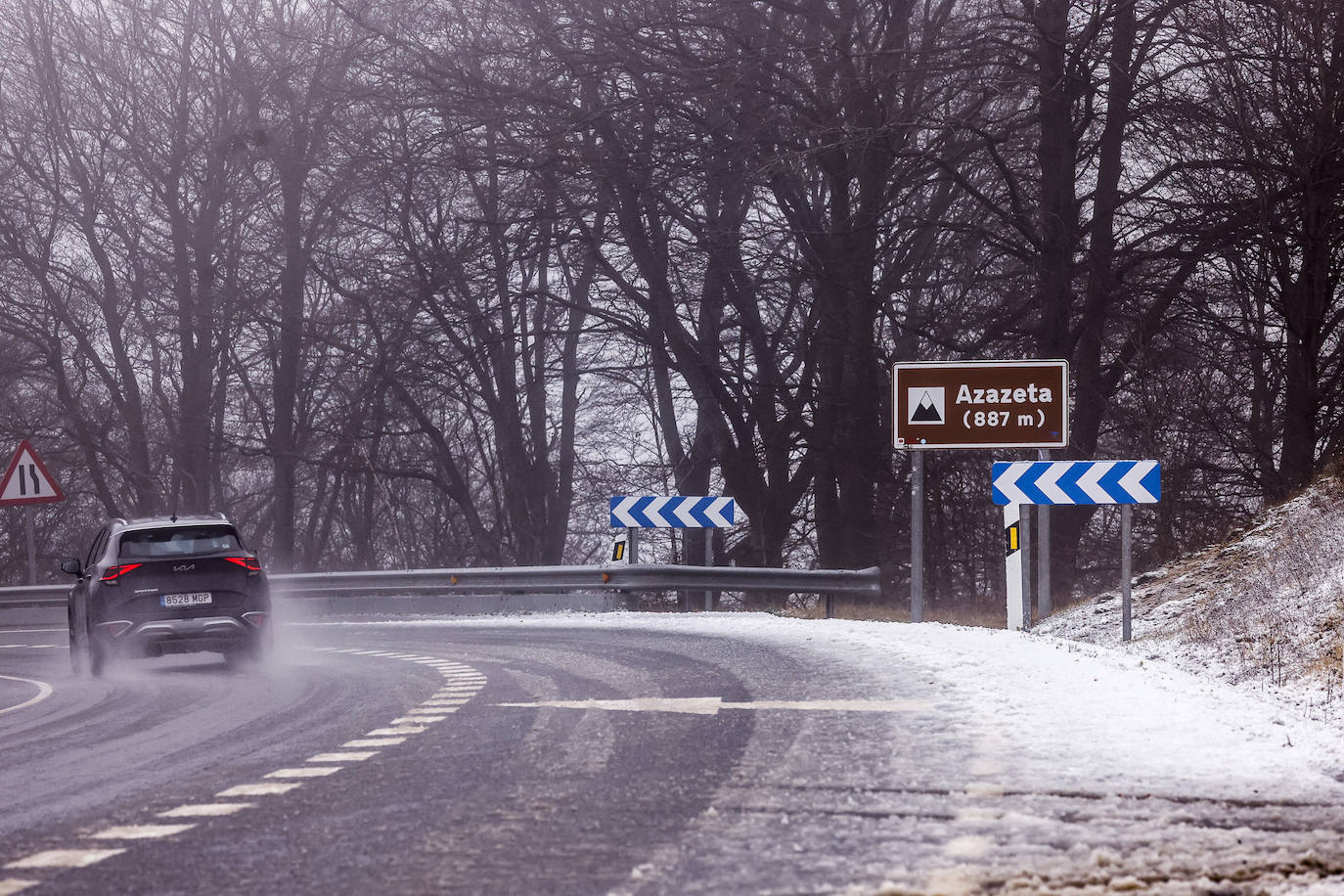 La nieve deja su tarjeta de visita en Álava