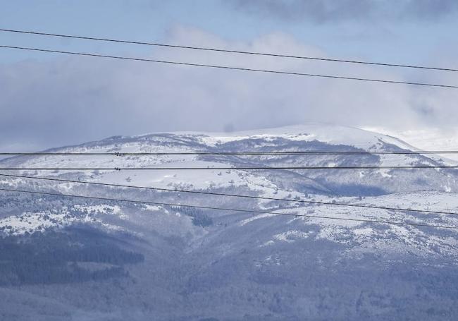 El Gorbea, nevado.