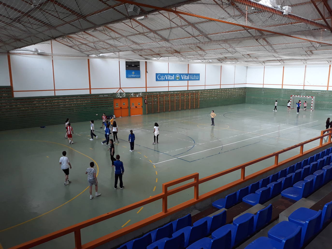 El polideportivo de Llodio tiene 3.500 abonados.