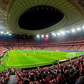 El césped de San Mamés, al límite: tres partidos en cuatro días