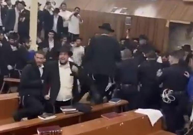 Descubren túneles secretos bajo una sinagoga en Nueva York