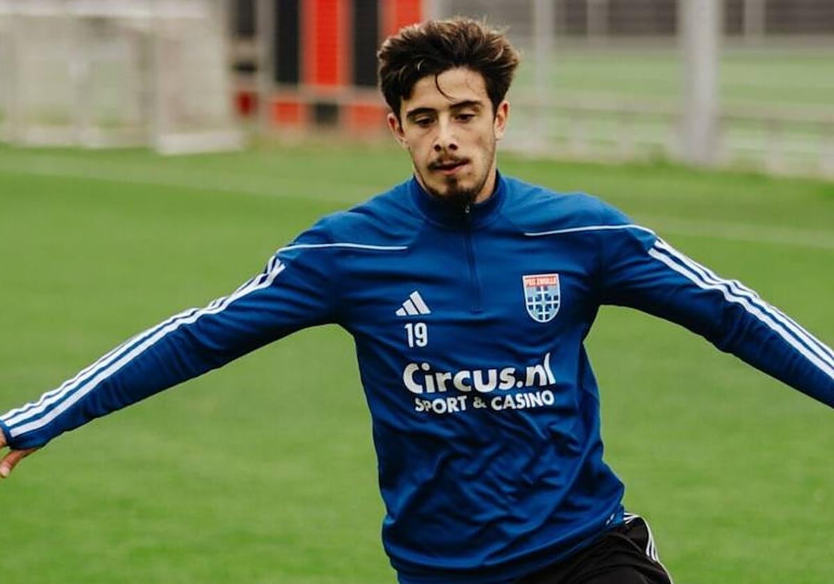 Nico Serrano no ha podido convencer en el Zwolle.