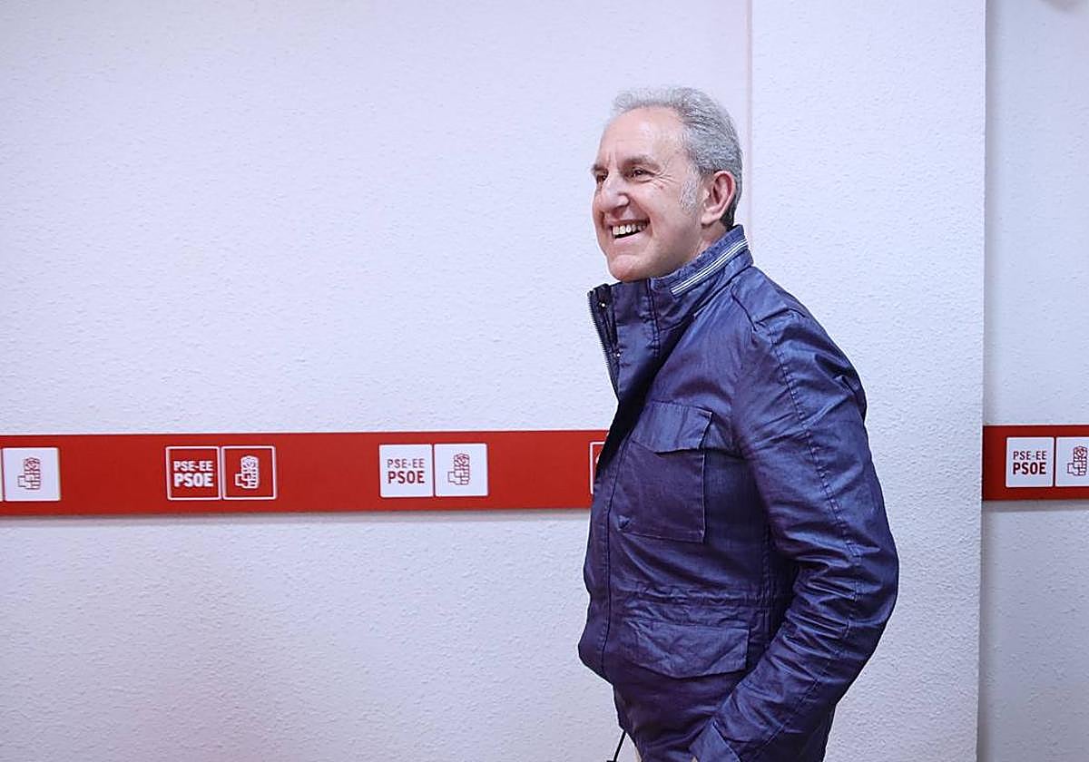 Alfonso Gil, secretario general y portavoz adjunto del Grupo Socialista en el Senado.