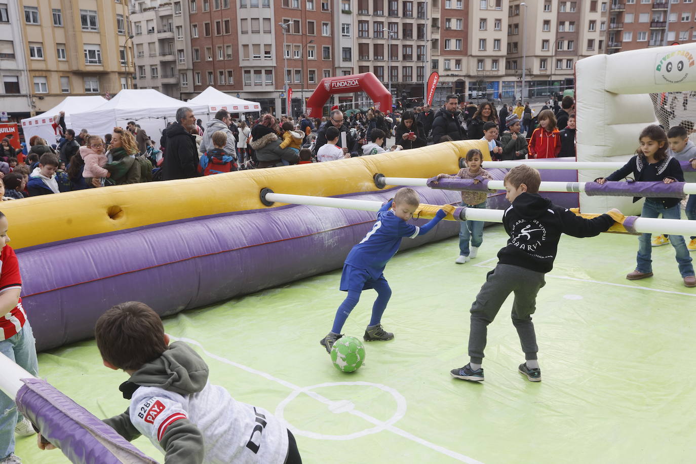 El ambiente previo al derbi, en imágenes