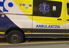 Sabotean una ambulancia mientras atendía en Bermeo a una mujer, que ha fallecido