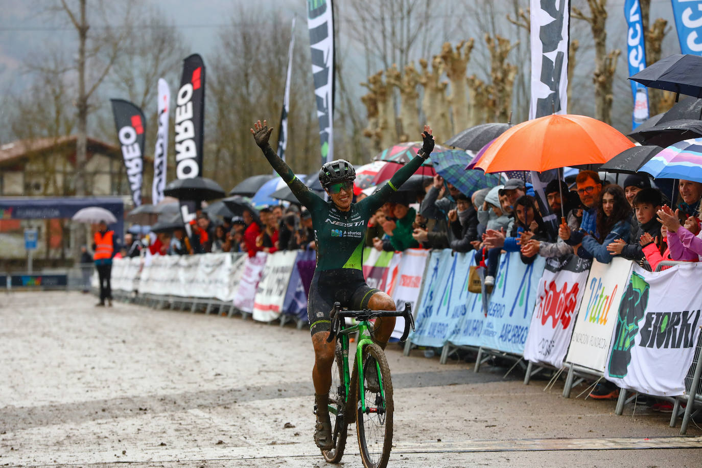 Campeonato de España de ciclocross celebrado en Amurrio. Gorka Corres se cuelga el bronce