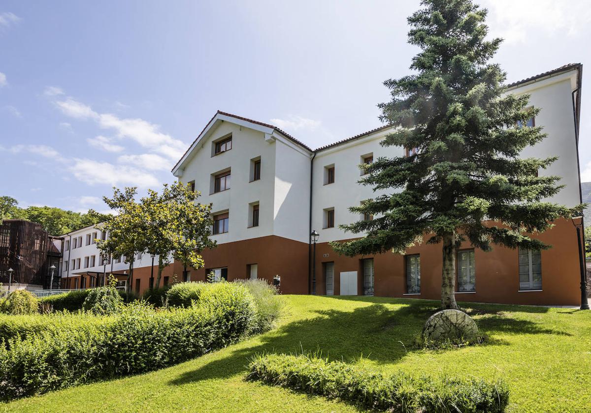 Las residencias se ubicarán en la segunda y tercera planta del edificio, antiguas aulas y dormitorios del colegio Salesianos.