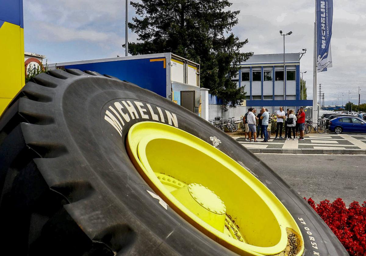 Exterior de la fábrica de Michelin en Vitoria.