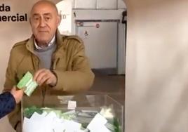 Un vídeo deja en evidencia un posible tongo de un concejal del PSOE en una rifa en Jaén