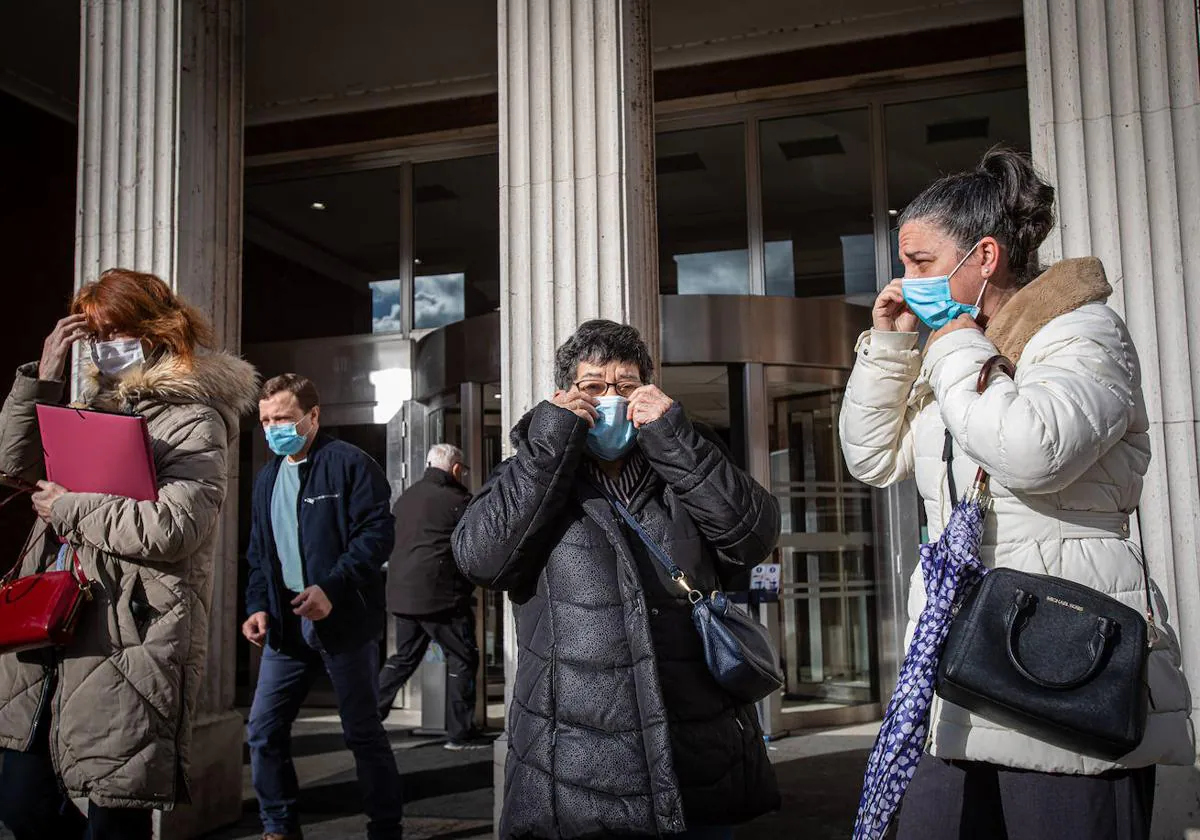 Basque flu epidemic continues to rise, wearing masks remains mandatory