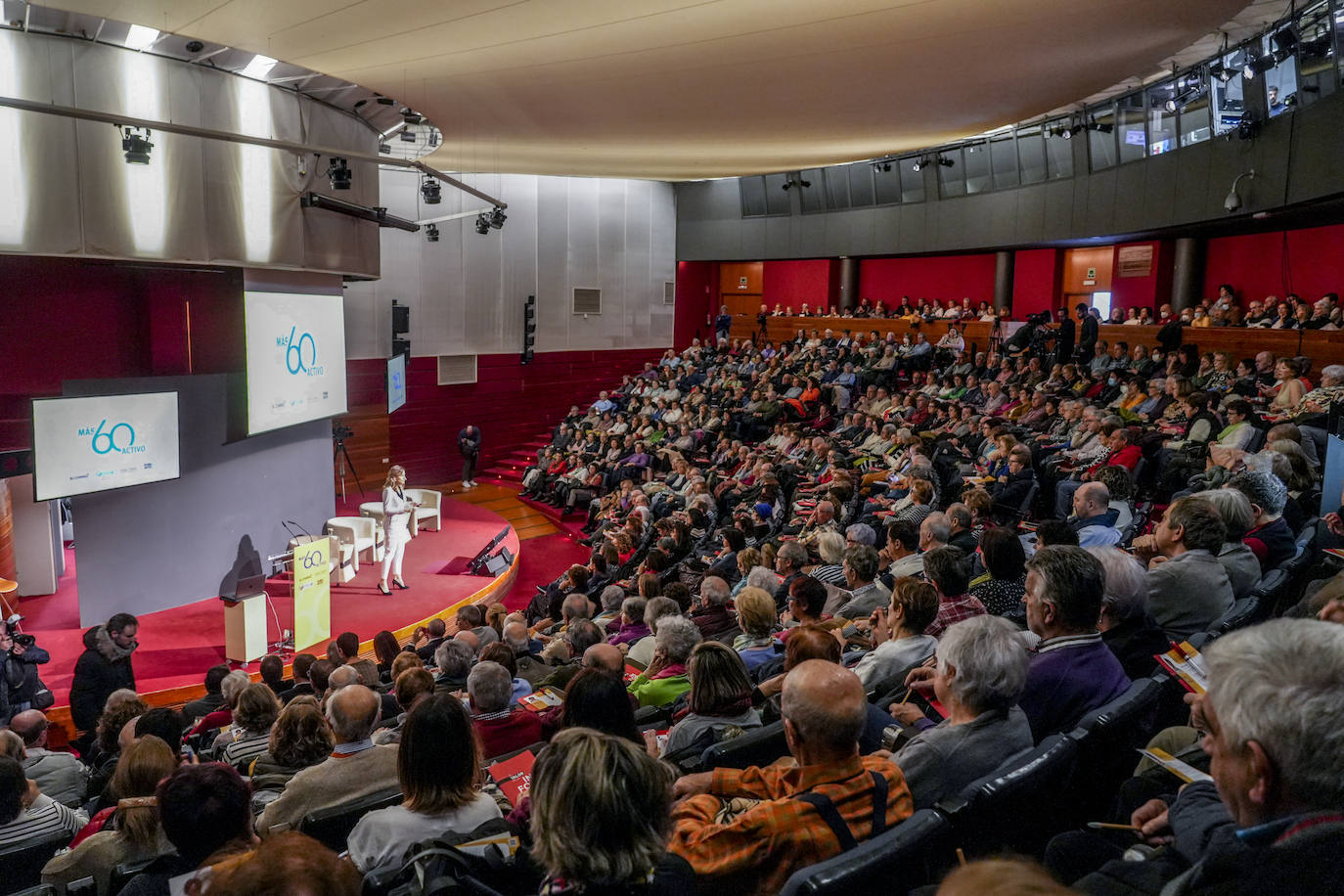 El foro &#039;Más 60 activo&#039;, en imágenes