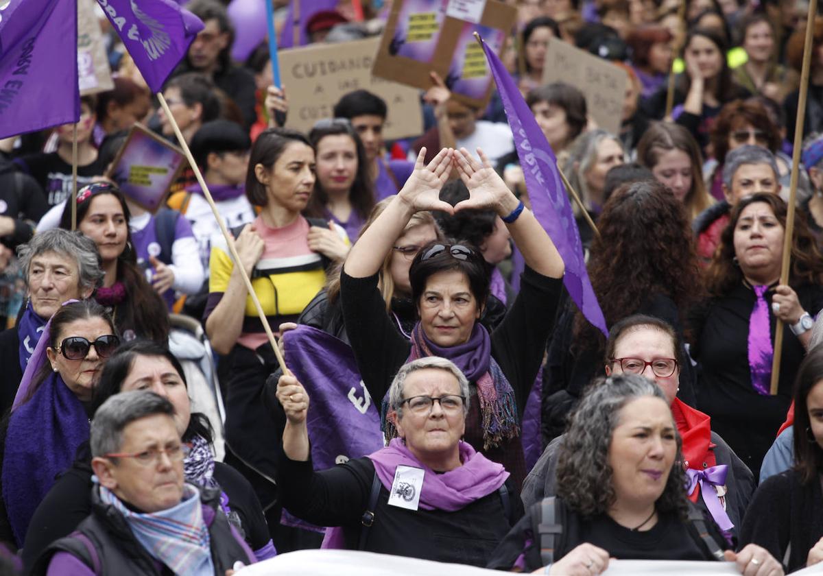 Manifestación de mujeres en Bilbao durante el 8M.