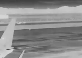 Muere un pasajero absorbido por la turbina de un avión