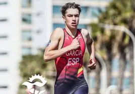 El triatleta Lucas García Picón, campeón del mundo júnior, en estado grave tras sufrir un accidente mientras entrenaba