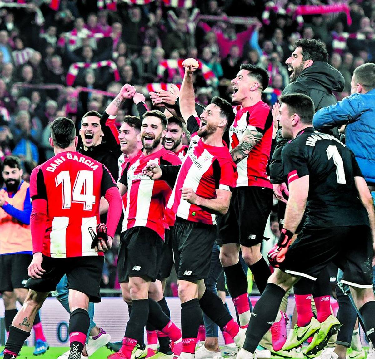 6-2-2020. Un milagroso gol de Iñaki Williams de cabeza en el descuento permitió a los rojiblancos tumbar a un Barcelona negado ante la meta de Unai Simón y clasificarse para las semifinales ante el Granada (1-0).