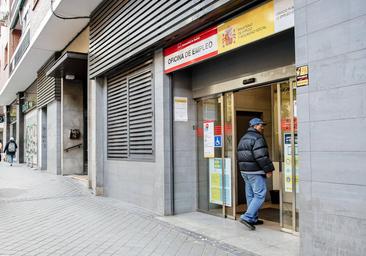 El SEPE retirará el subsidio a los desempleados mayores de 52 años que no presenten la declaración anual de rentas