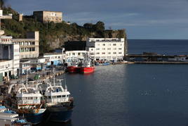 El puerto de Ondarroa es uno de los más afectados por la veda de Francia.