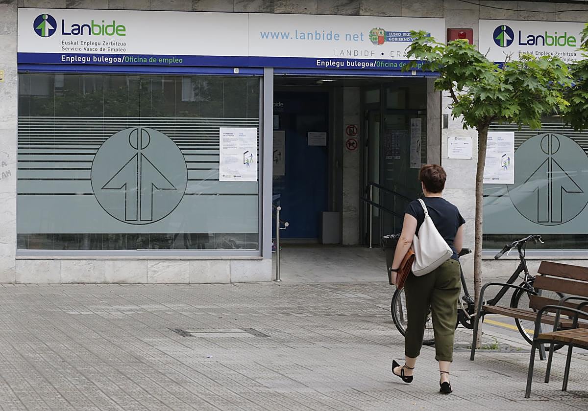 La oficina de Lanbide en Erandio, que ha puesto enmarcha los cursos junto al Ayuntamiento.