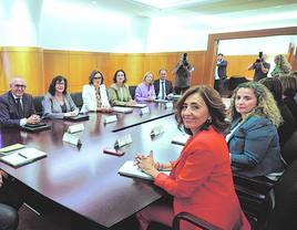 Imagen de una reciente reunión del Consejo Vasco de Finanzas, en el que participan los responsables de la recaudación fiscal en el País Vasco.