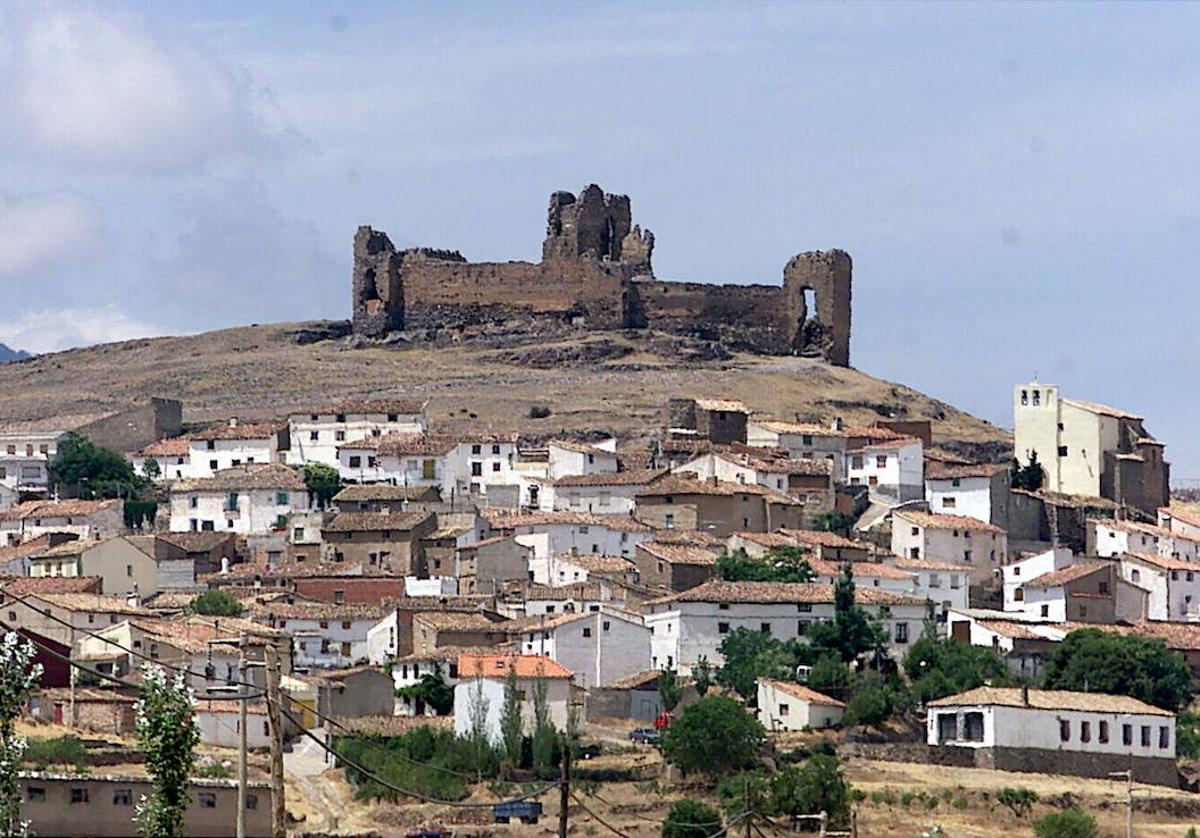 El único pueblo maldito y excomulgado