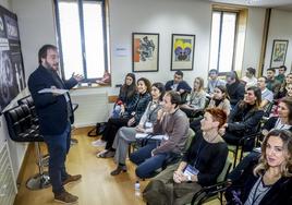 Alberto Díaz, gerente del Colegio Profesional de Ingenieros Industriales, durante la inauguración del foro