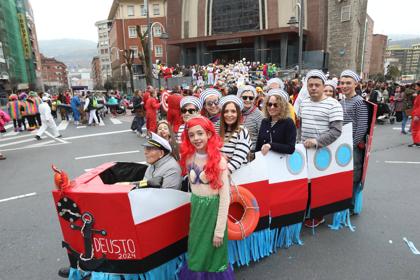 Desfile del Carnaval de Deusto, en imágenes